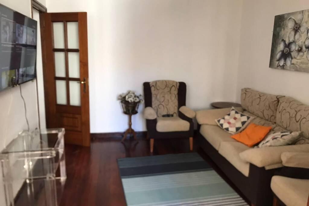 Apartamento En Pleno Centro Catedral 1D Oviedo Exteriör bild